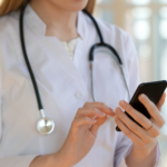 Consultas clínicas desde tu teléfono